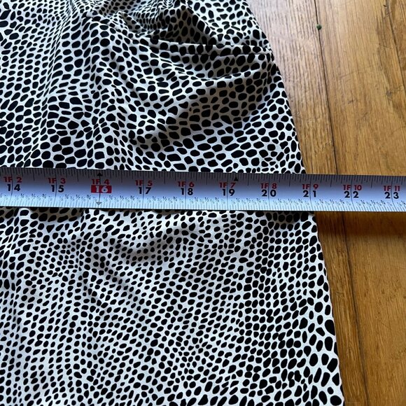 J. McLaughlin Size XL Black & White Animal Print 3/4 Sleeve Bodycon Shift Dress - Picture 9 of 16